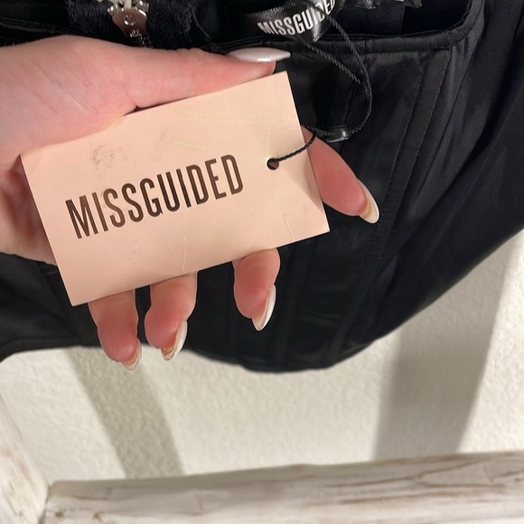 Missguided Black Crop Top - Picture 5 of 6